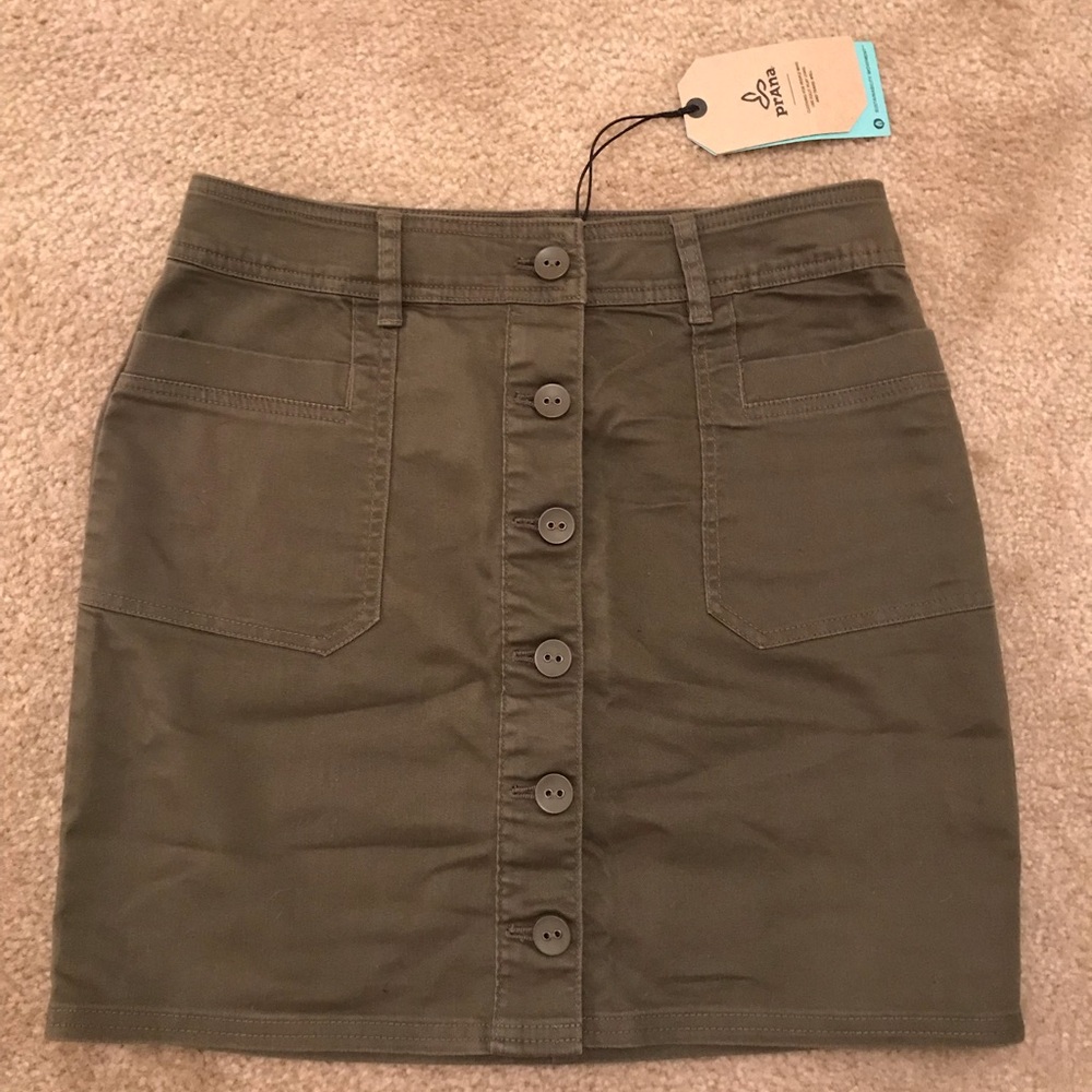 Prana Kara Skirt size 4 NWT